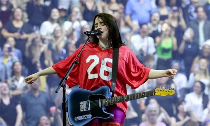 Billie Eilish, 18, Attends Her First-Ever High School ‘Prom’ & Performs ‘Bad Guy’ — Watch