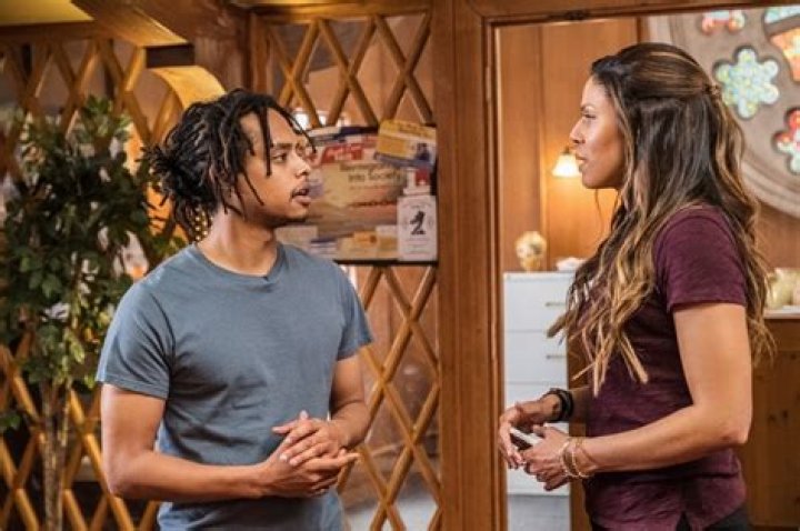 ‘Greenleaf’ Season 4 – Photos – Hollywood Life