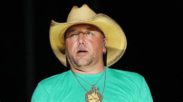 Jason Aldean Defends ‘Try That In A Small Town’s Video Backlash – Hollywood Life