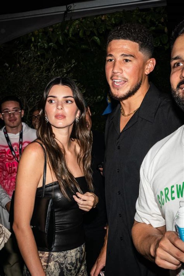 Kendall Jenner & Devin Booker Get Into Some Serious PDA On Romantic Beach Date — Pics