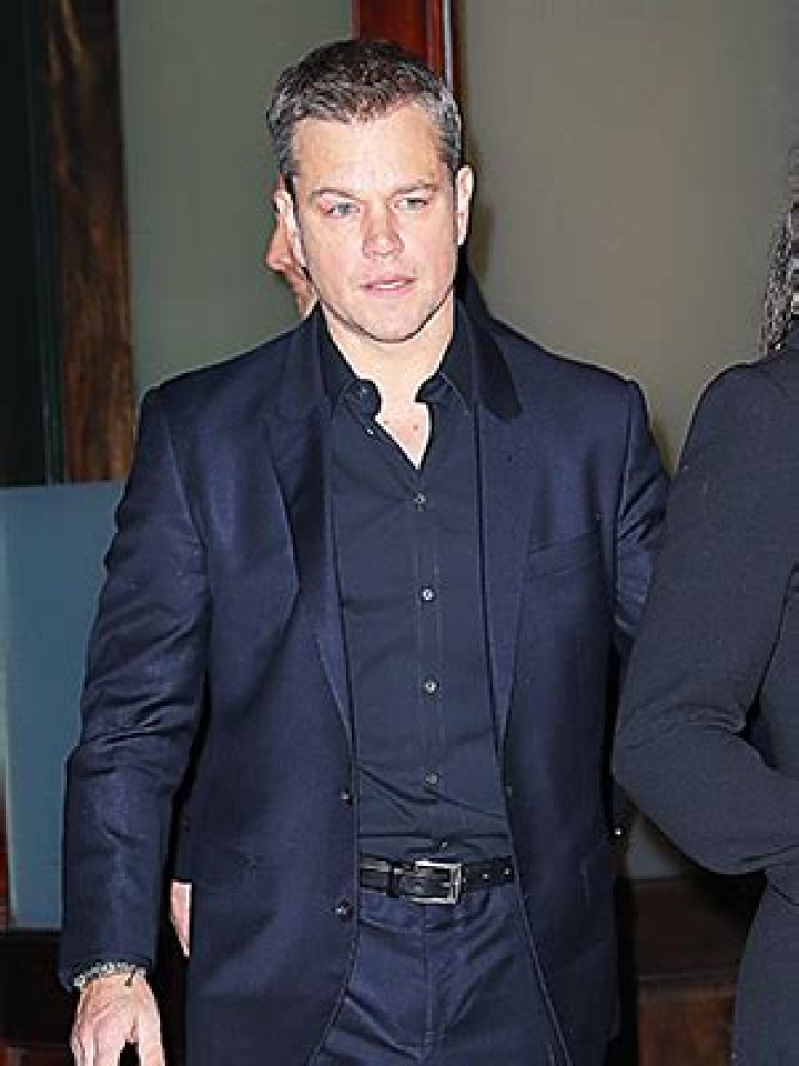 Photos Of The Hunky Actor – Hollywood Life