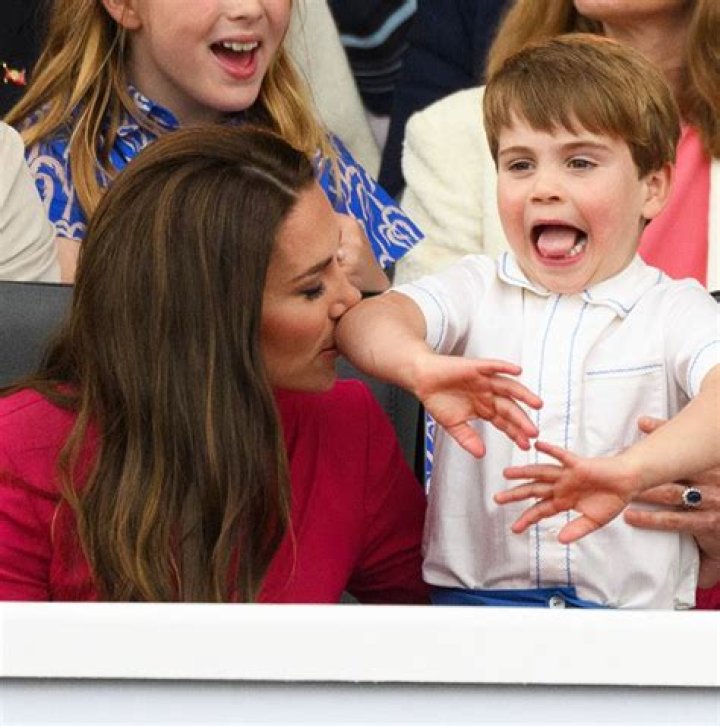 Royal Kids Making Funny Faces: Photos – Hollywood Life