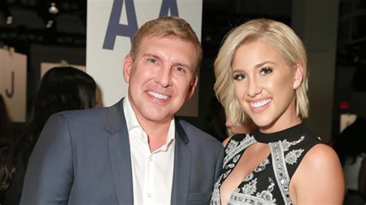 Savannah Chrisley Says Dad Todd Doesn’t Want to Meet Her New Boyfriend – Hollywood Life